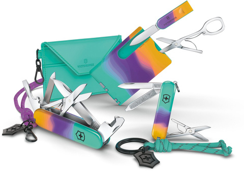 Нож-брелок Victorinox Classic SD Paris Style, 58 мм, 7 функций, бирюзовый (подар.коробка) 0.6223.E222 от прозводителя Victorinox